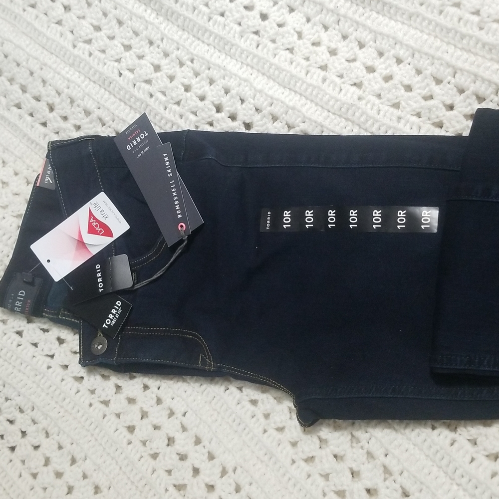 Bombshell skinny jeans